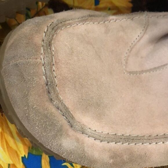 Light pink furry boots - Picture 9 of 9